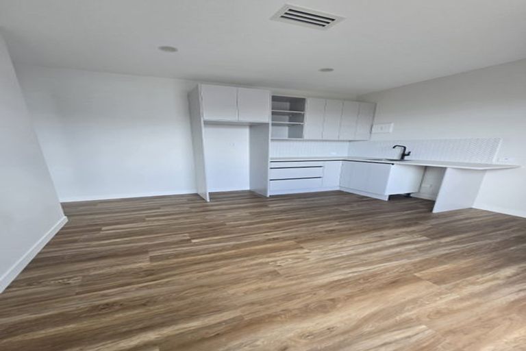 Photo of property in 167 Godfrey Drive, Orewa, 0931