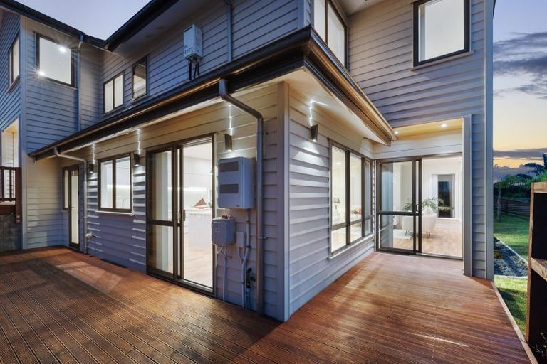Photo of property in 5 Kingfisher Road, Silverdale, 0932