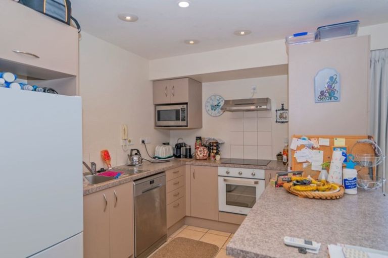 Photo of property in 2 Mayfair Close, Whitianga, 3510