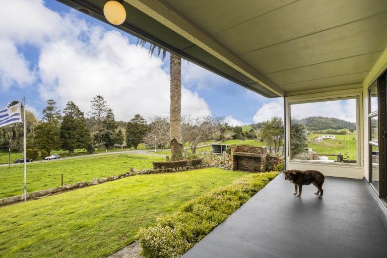 Photo of property in 614 Lincoln Road, Everett Park, Inglewood, 4389