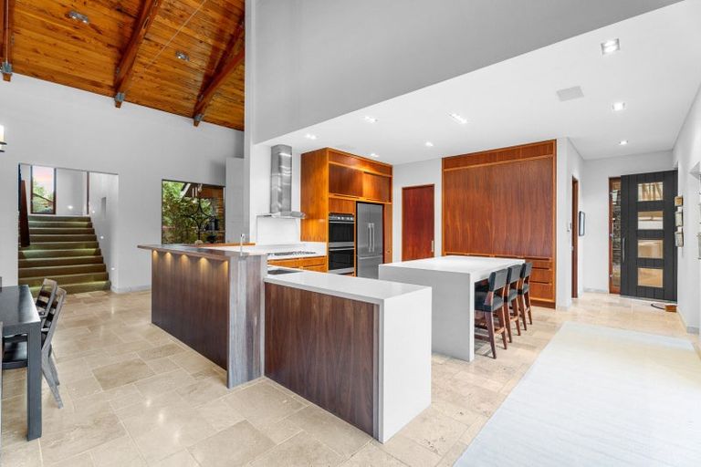 Photo of property in 42 Porterfield Road, Whitford, Howick, 2571