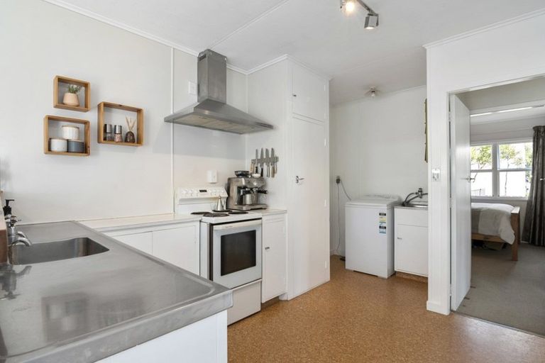 Photo of property in 1/65 Oxford Street, Richmond, 7020