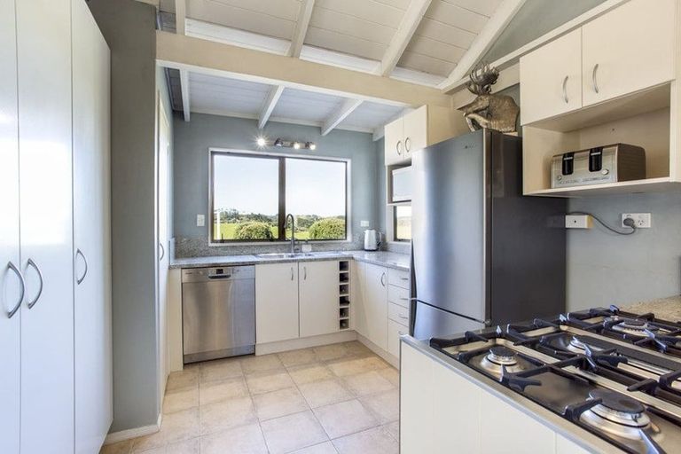 Photo of property in 167 Anderson Road, Helensville, 0875