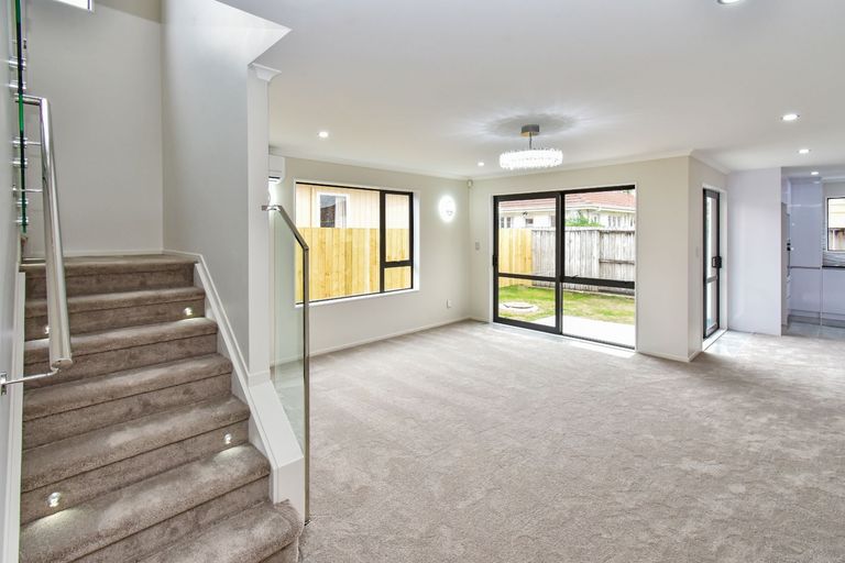 Photo of property in 25a Bunnythorpe Road, Papakura, 2110