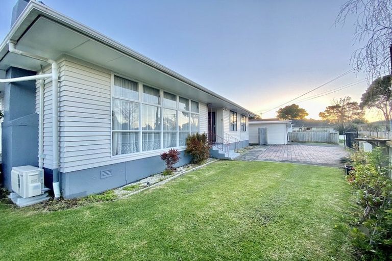 Photo of property in 1/4 Bernard Street, Papatoetoe, Auckland, 2025