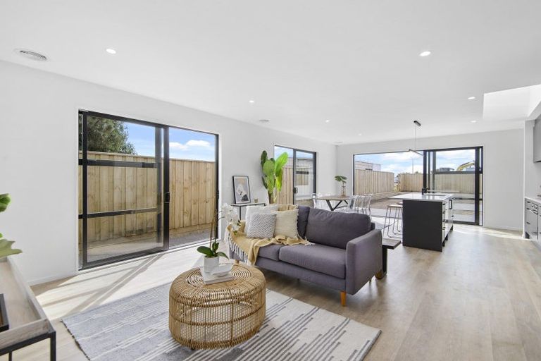 Photo of property in 12 Dynes Road, Rolleston, 7615