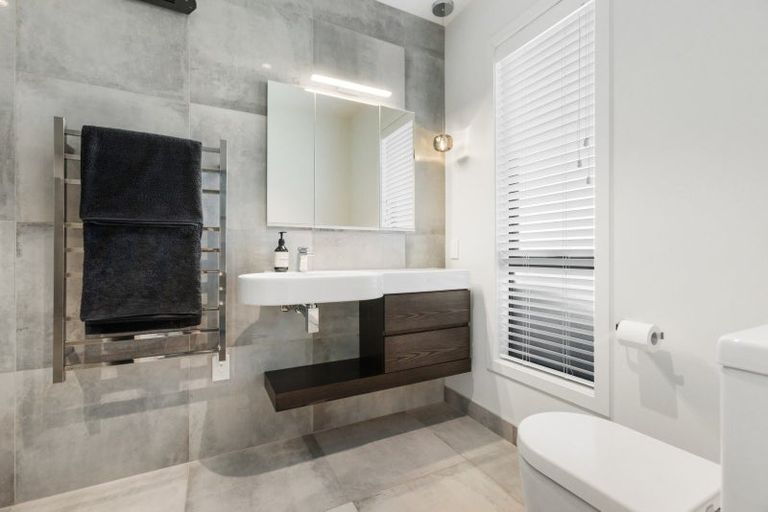 Photo of property in 41 Infinity Drive, Wanaka, 9305