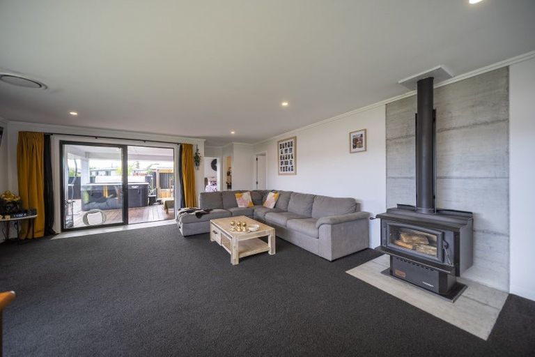 Photo of property in 10 Orbell Crescent, Te Anau, 9679