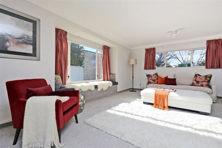 Photo of property in 4 Gresham Place, Taradale, Napier, 4112