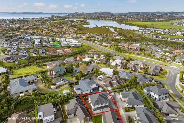 Photo of property in 65 Harvest Avenue, Orewa, 0931