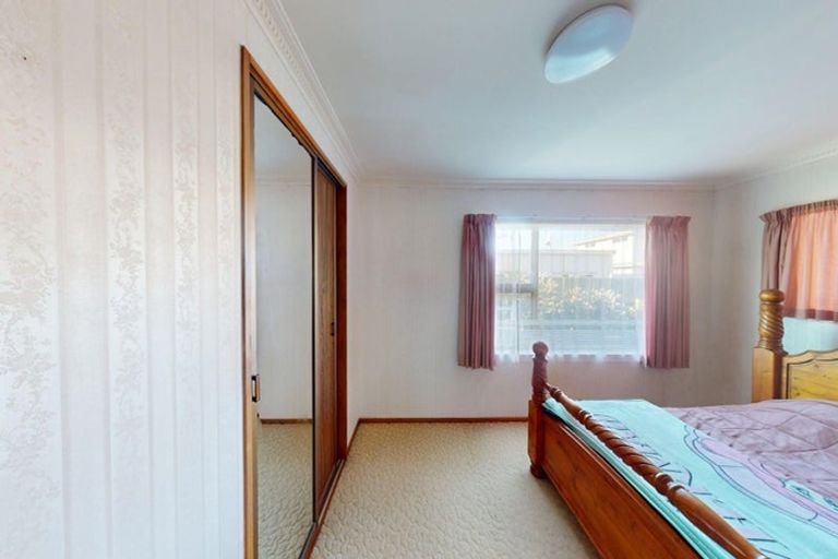 Photo of property in 70 Exeter Crescent, Springvale, Whanganui, 4501