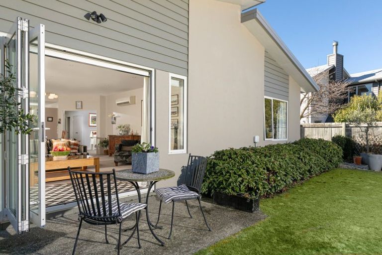 Photo of property in 50 Kelliher Drive, Wanaka, 9305