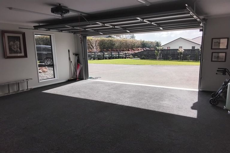 Photo of property in 11 Cherrywood Rise, Paparoa, 0571