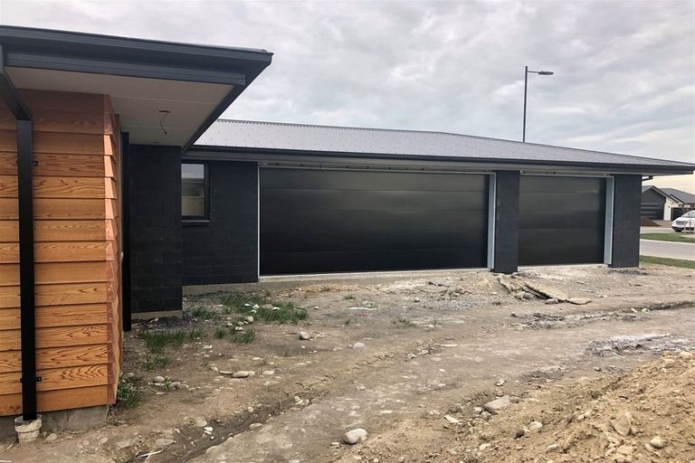 Photo of property in 30 Sandhurst Drive, Papamoa Beach, Papamoa, 3118