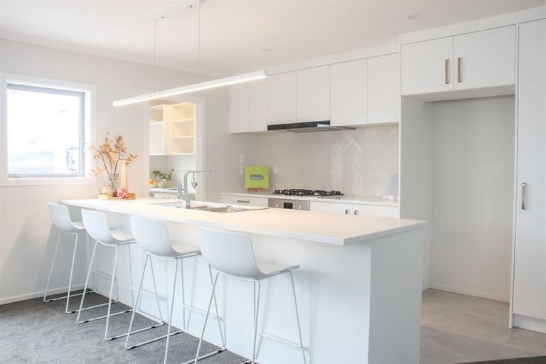 Photo of property in 9 Stockport Grove, Churton Park, 6037