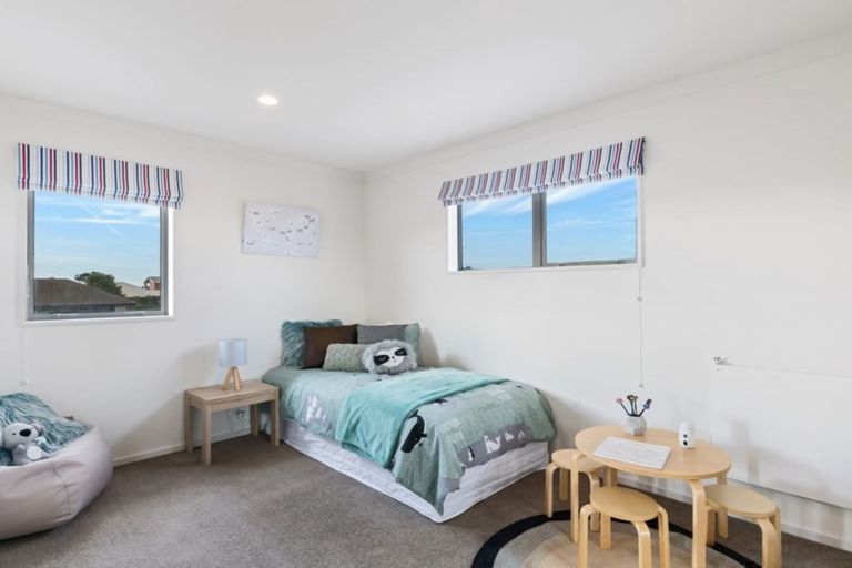 Photo of property in 23 Foresters Crescent, Parklands, Christchurch, 8083