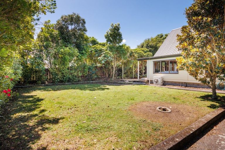 Photo of property in 3 Suffolk Crescent, Feilding, 4702