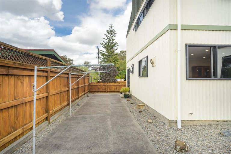 Photo of property in 36 Wanganui Road, Marton, 4710