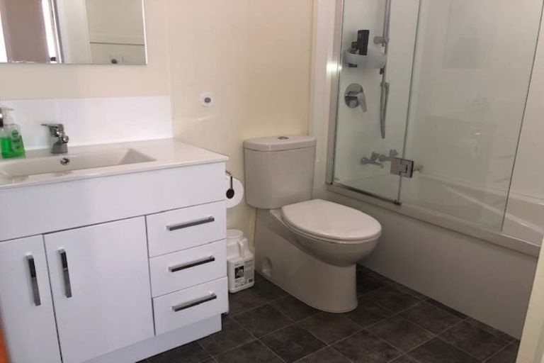 Photo of property in Hobson Court Flats, 13/70u Hobson Street, Thorndon, Wellington, 6011