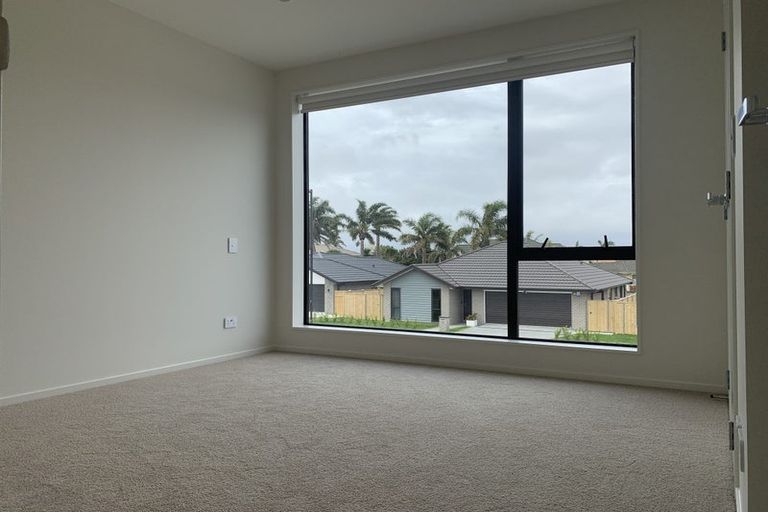 Photo of property in 87 Waituarua Drive, Takanini, Auckland, 2112