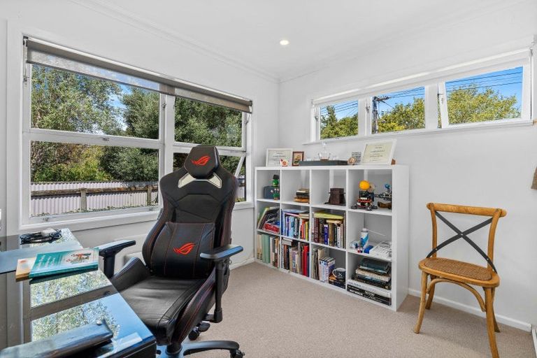 Photo of property in 67 Kuratawhiti Street, Greytown, 5712