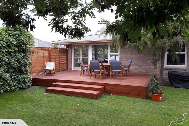 Photo of property in 16 Lascelles Street, Saint Martins, Christchurch, 8022