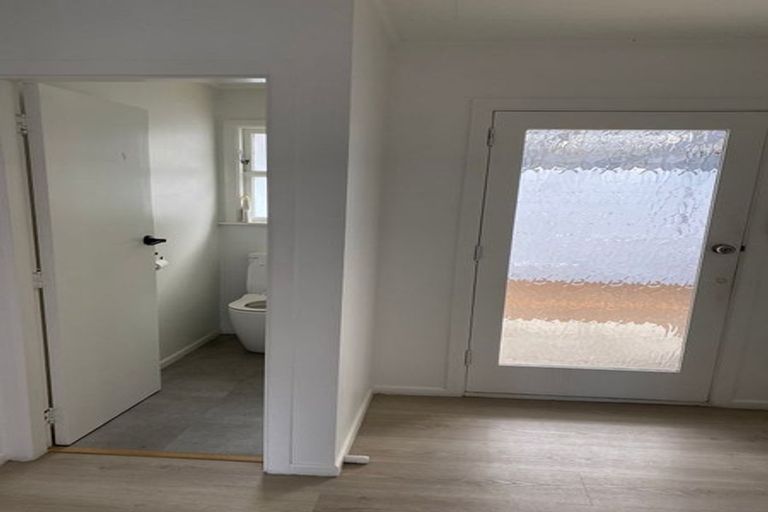 Photo of property in 70 Dominion Park Street, Johnsonville, Wellington, 6037