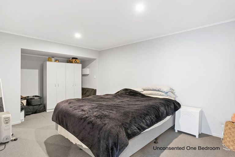 Photo of property in 56 Makora Road, Massey, Auckland, 0614