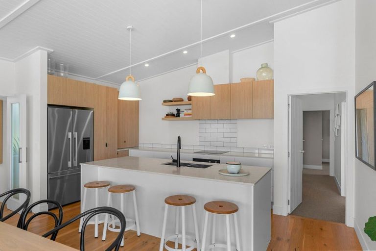 Photo of property in 13a Riverview Place, Waipu, 0582