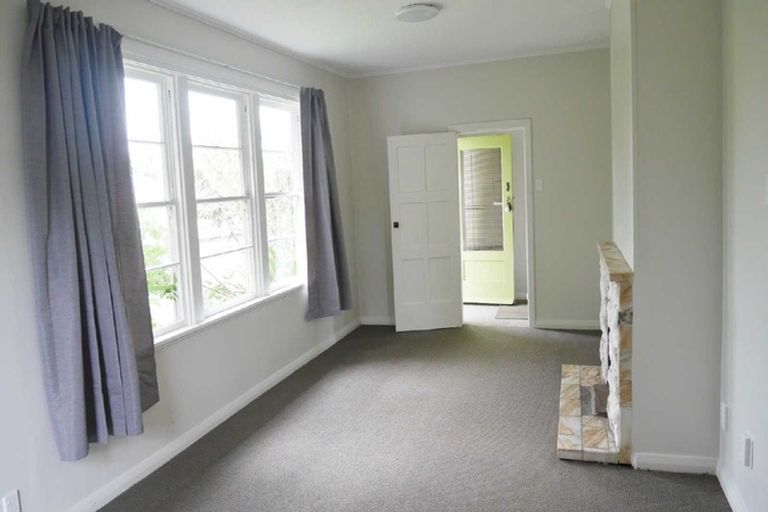 Photo of property in 17 Piko Crescent, Riccarton, Christchurch, 8041