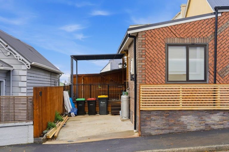 Photo of property in 24 Lees Street, Dunedin Central, Dunedin, 9016