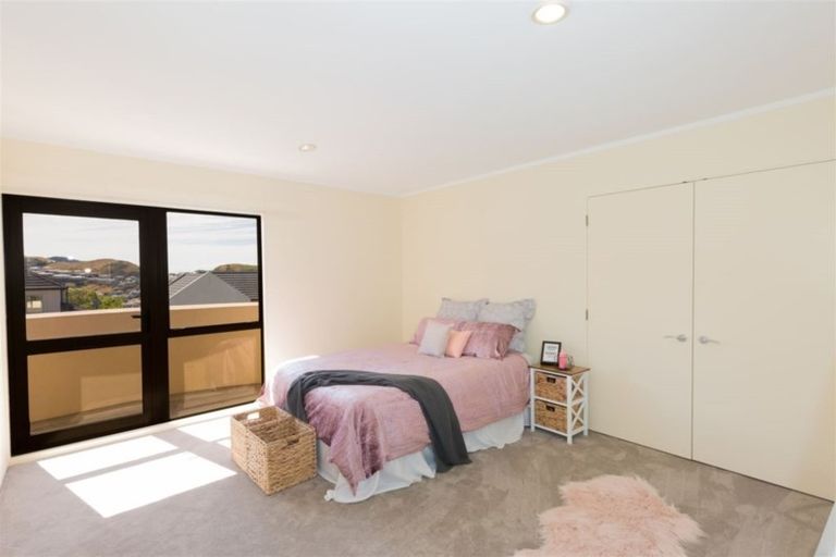 Photo of property in 65 Waverton Terrace, Churton Park, Wellington, 6037