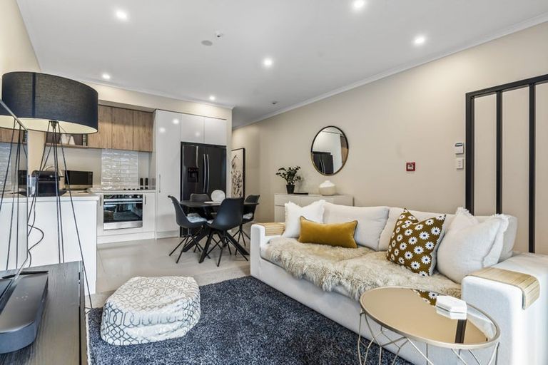 Photo of property in 62 Rangihina Road, Hobsonville, Auckland, 0616