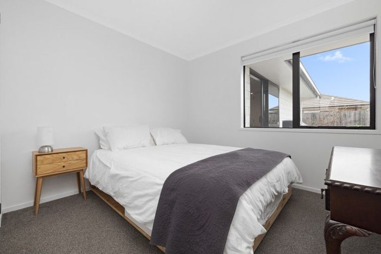 Photo of property in 5 Oka Street, Papamoa Beach, Papamoa, 3118