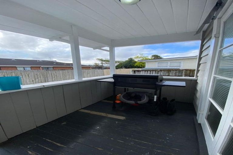 Photo of property in 110a Manuroa Road, Takanini, 2112