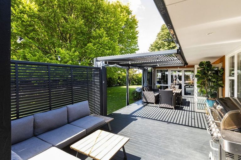 Photo of property in 136 Highsted Road, Casebrook, Christchurch, 8051