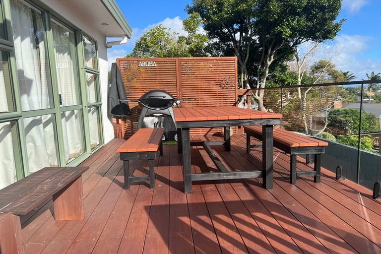 Photo of property in 2/224 Forrest Hill Road, Forrest Hill, Auckland, 0620