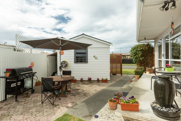 Photo of property in 24 O'dowd Road, Taradale, Napier, 4112