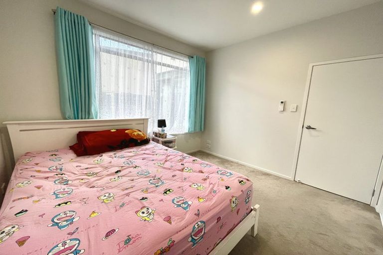 Photo of property in 23 Liberation Road, Papakura, 2110