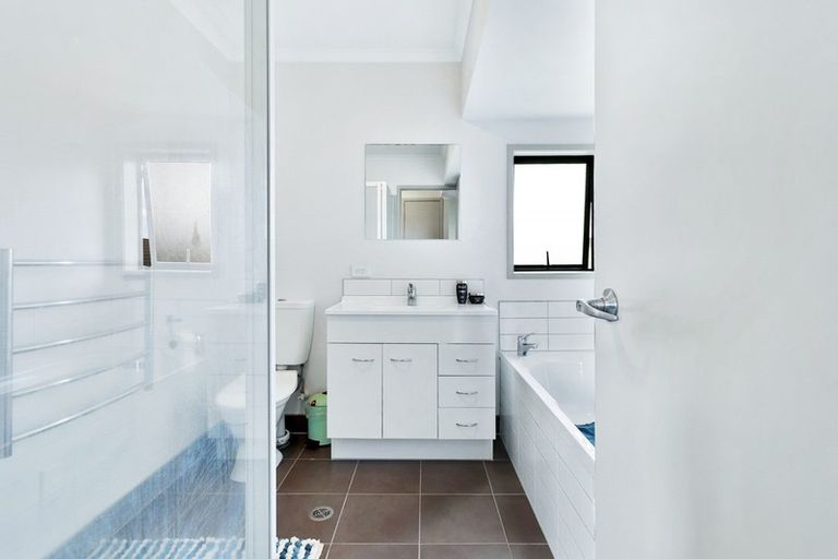 Photo of property in St Claire Village, 38/172 Mcleod Road, Te Atatu South, Auckland, 0610