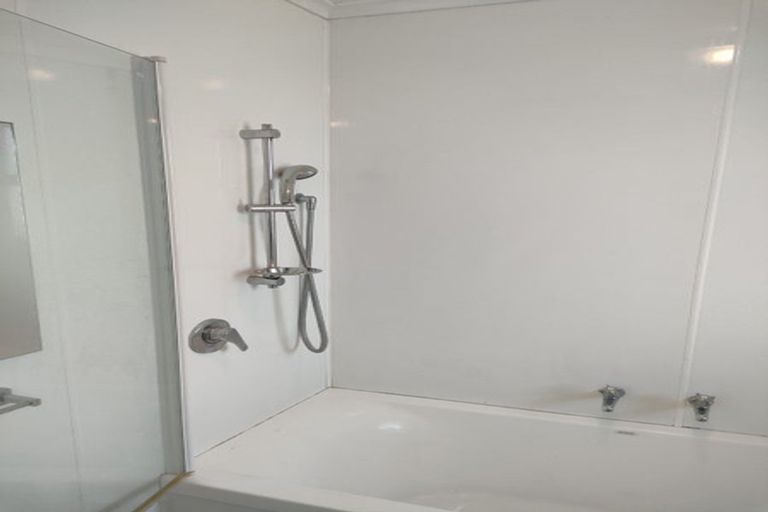 Photo of property in 3 Windsor Street, Solway, Masterton, 5810