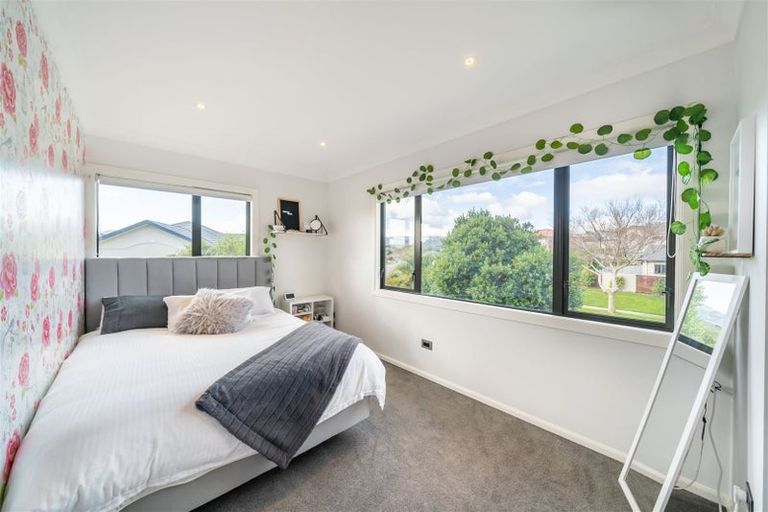 Photo of property in 70 Samwell Drive, Whitby, Porirua, 5024