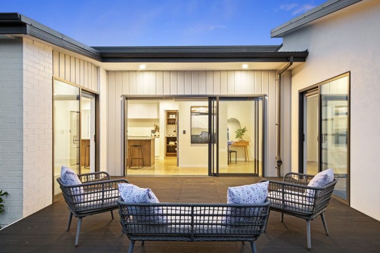 Photo of property in 10 Stanton House Road, Paerata, Pukekohe, 2124