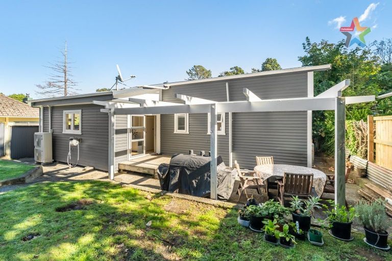 Photo of property in 44 Hair Street, Wainuiomata, Lower Hutt, 5014