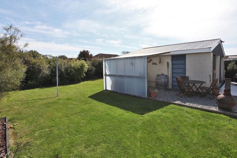 Photo of property in 13 Ruakaka Street, Hornby, Christchurch, 8042