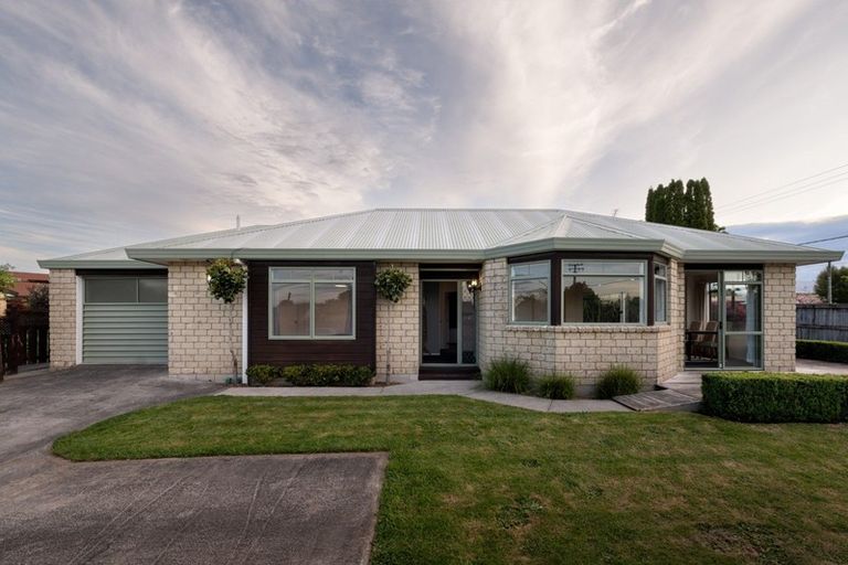 Photo of property in 52 Byron Street, Leamington, Cambridge, 3432
