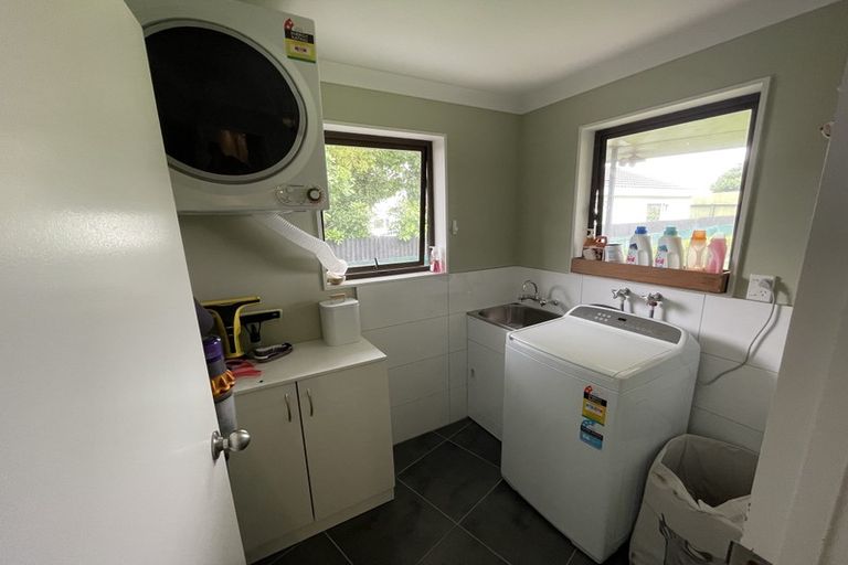 Photo of property in 9 Gilmour Place, Taradale, Napier, 4112