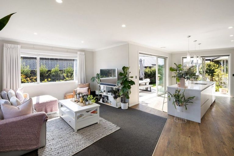 Photo of property in 3 Lewis Way, Cambridge, 3434