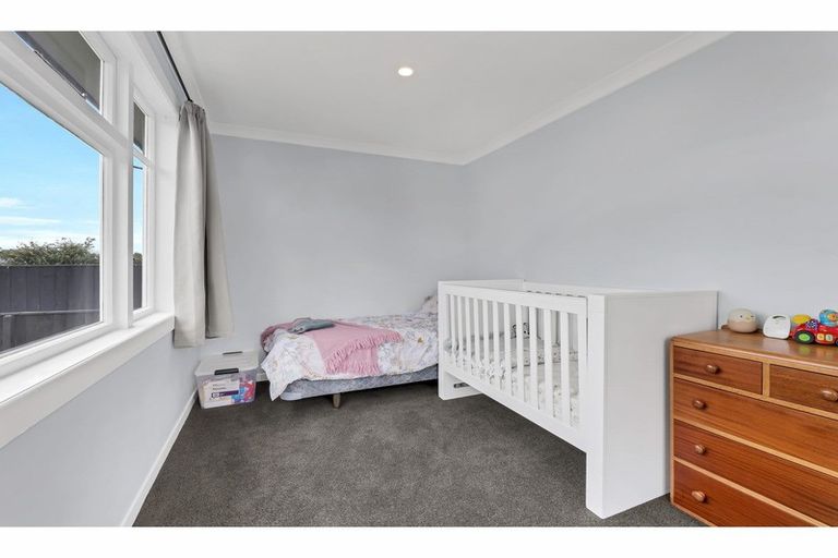 Photo of property in 15 Ivory Street, Rangiora, 7400