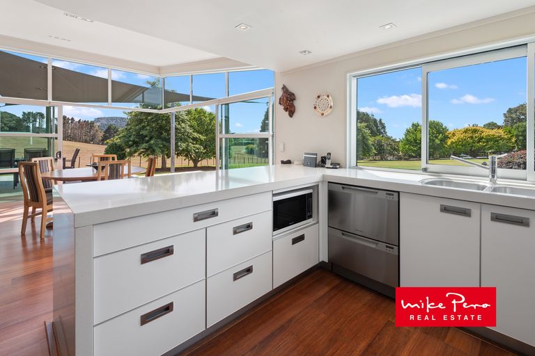 Photo of property in 66 Smithville Road, Te Kamo, Kamo, 0185